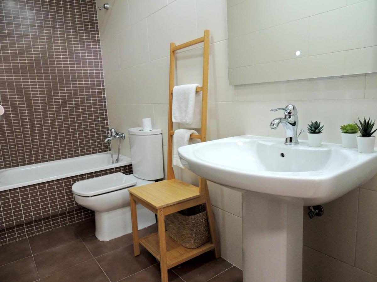 Casa Aurea-Apartamento Zona Antigua,Parking Y Wifi By Delabra Apartments Oviedo Esterno foto